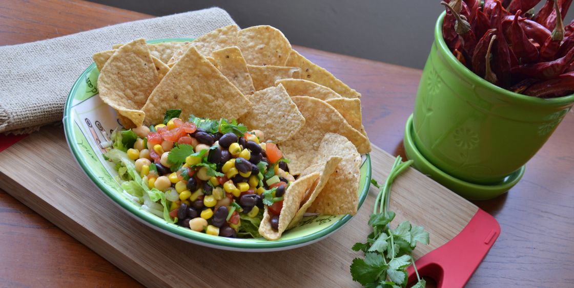 Black Bean and Corn Salsa with Chips 